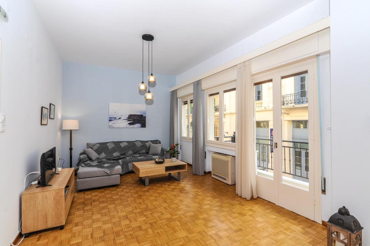 The Elegant. Spacious City Center Apartment. Heraklion  ภายนอก รูปภาพ