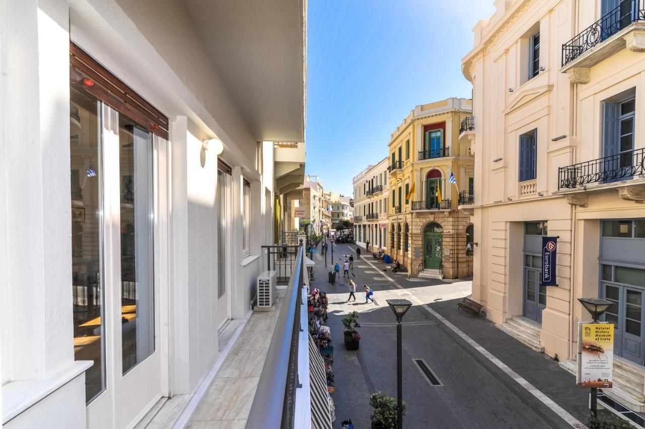 The Elegant. Spacious City Center Apartment. Heraklion  ภายนอก รูปภาพ