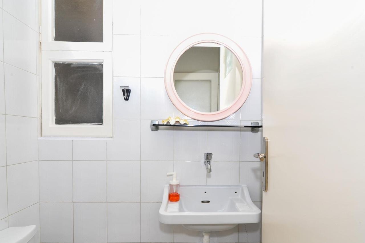 The Elegant. Spacious City Center Apartment. Heraklion  ภายนอก รูปภาพ