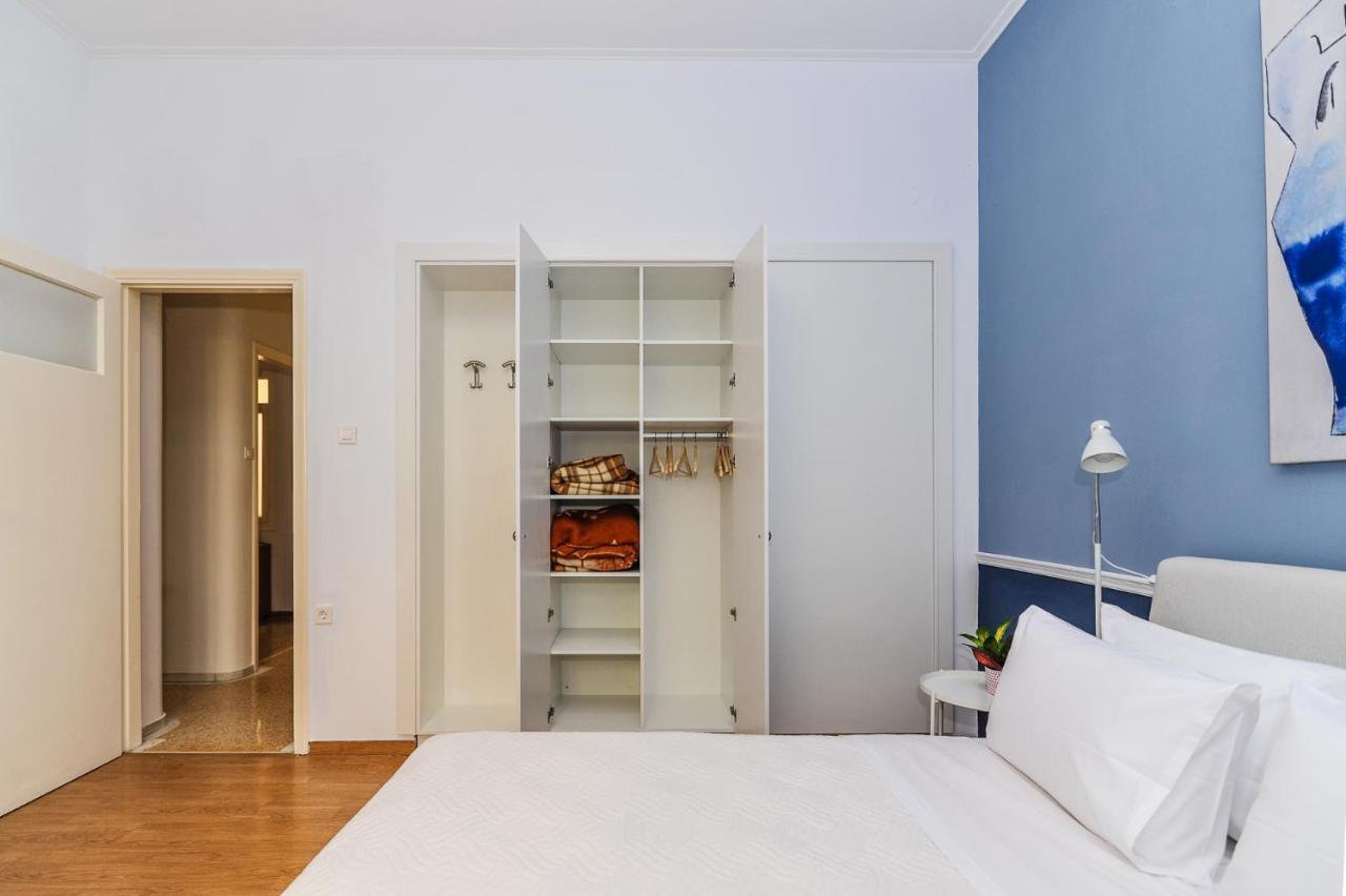 The Elegant. Spacious City Center Apartment. Heraklion  ภายนอก รูปภาพ